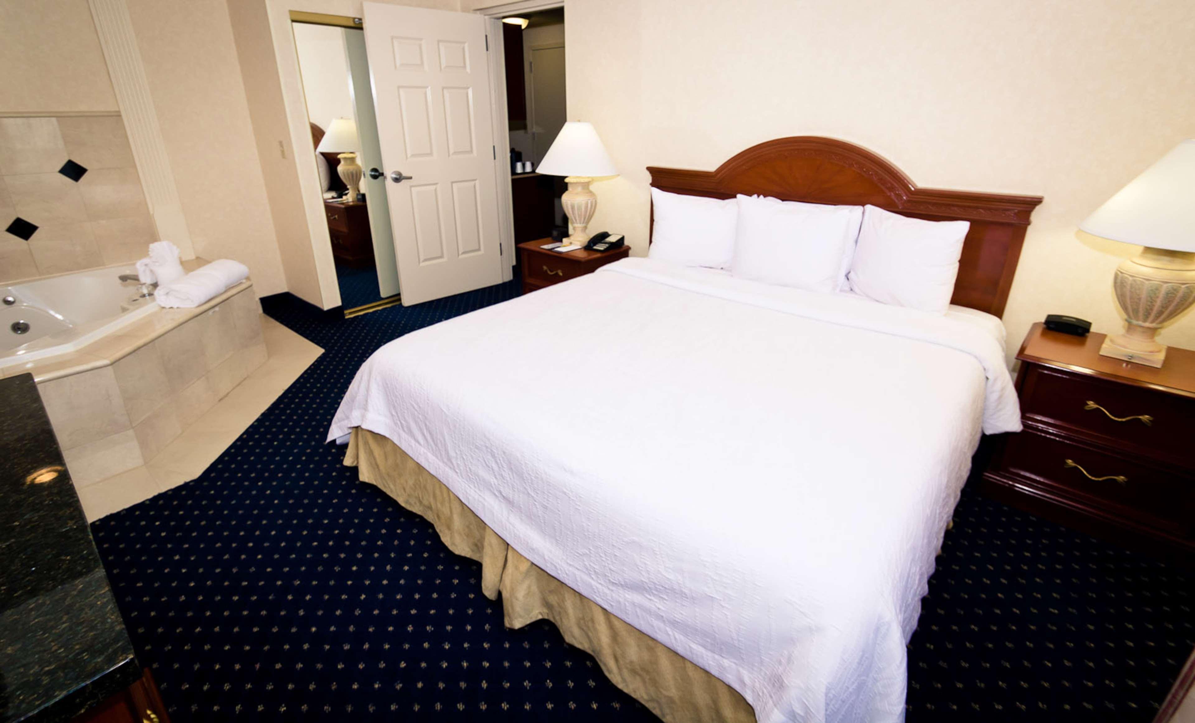 Hilton Garden Inn Charlotte Uptown Buitenkant foto