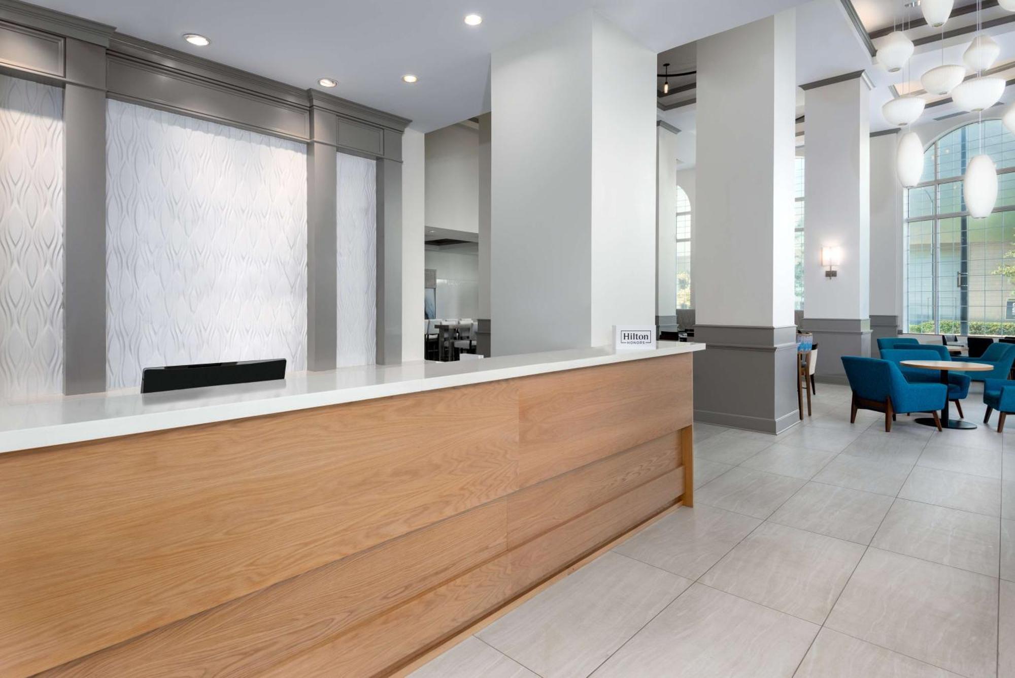 Hilton Garden Inn Charlotte Uptown Buitenkant foto