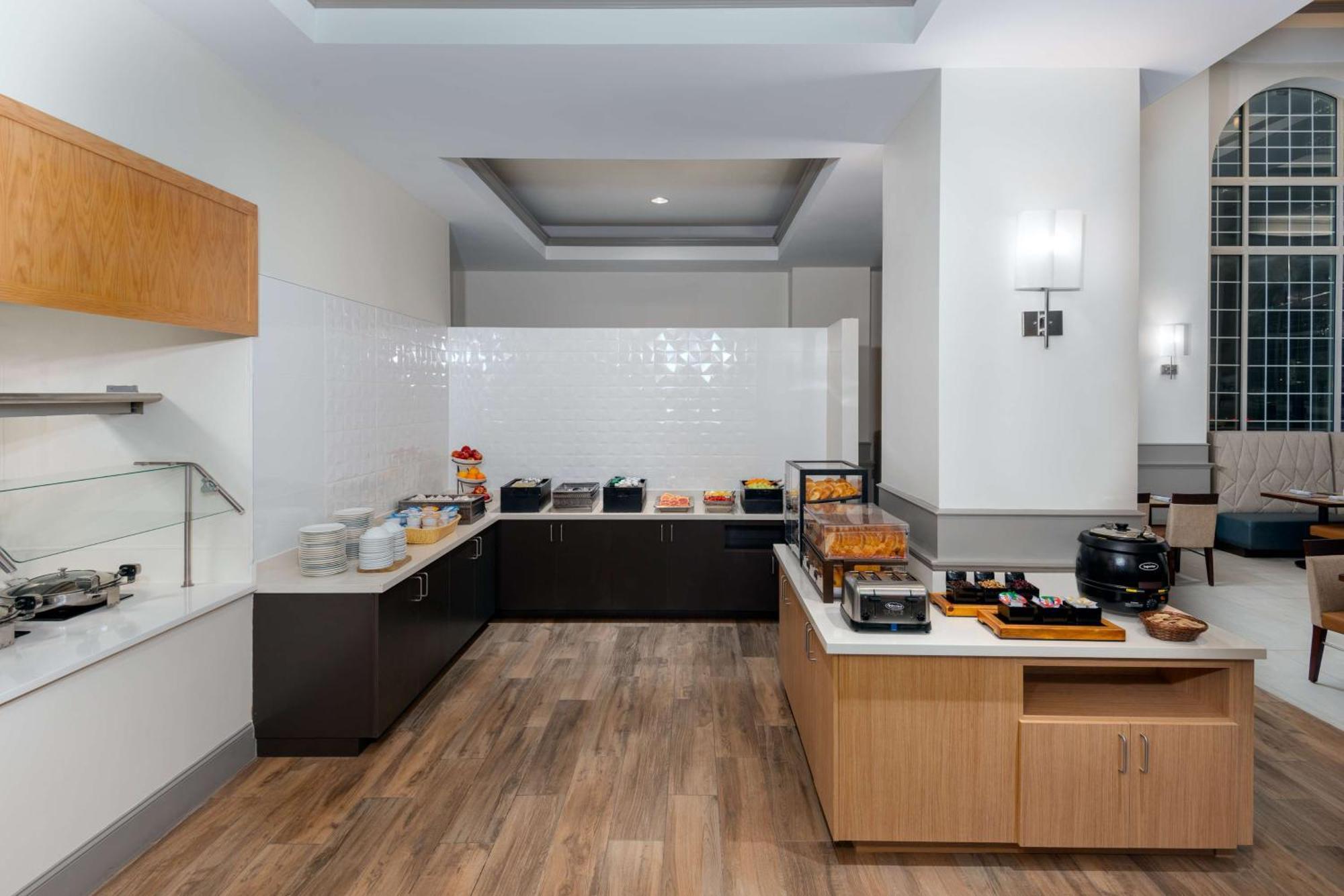 Hilton Garden Inn Charlotte Uptown Buitenkant foto